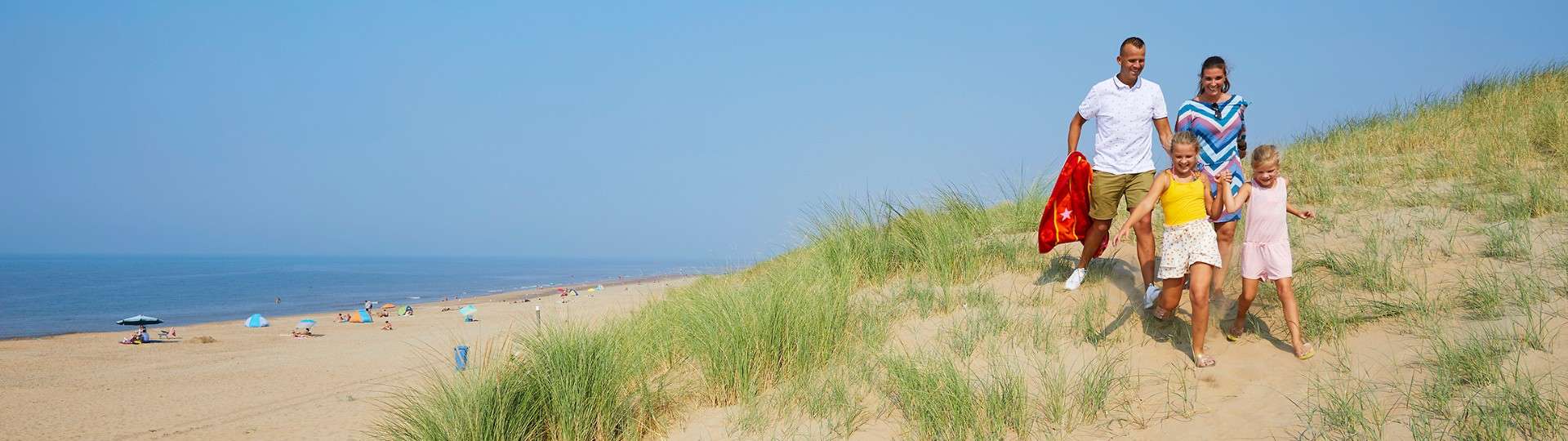 Wald, Dünen, Strand und Stadt